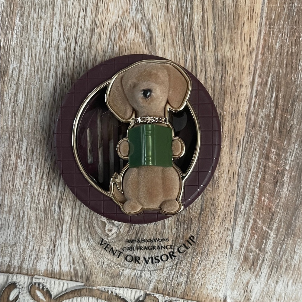 Bath & Body Works Dog Car Vent Clip - Brown and Green